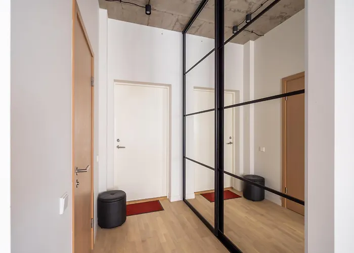 Cosy Old Town Flat In A Modern Secured Apt. Block