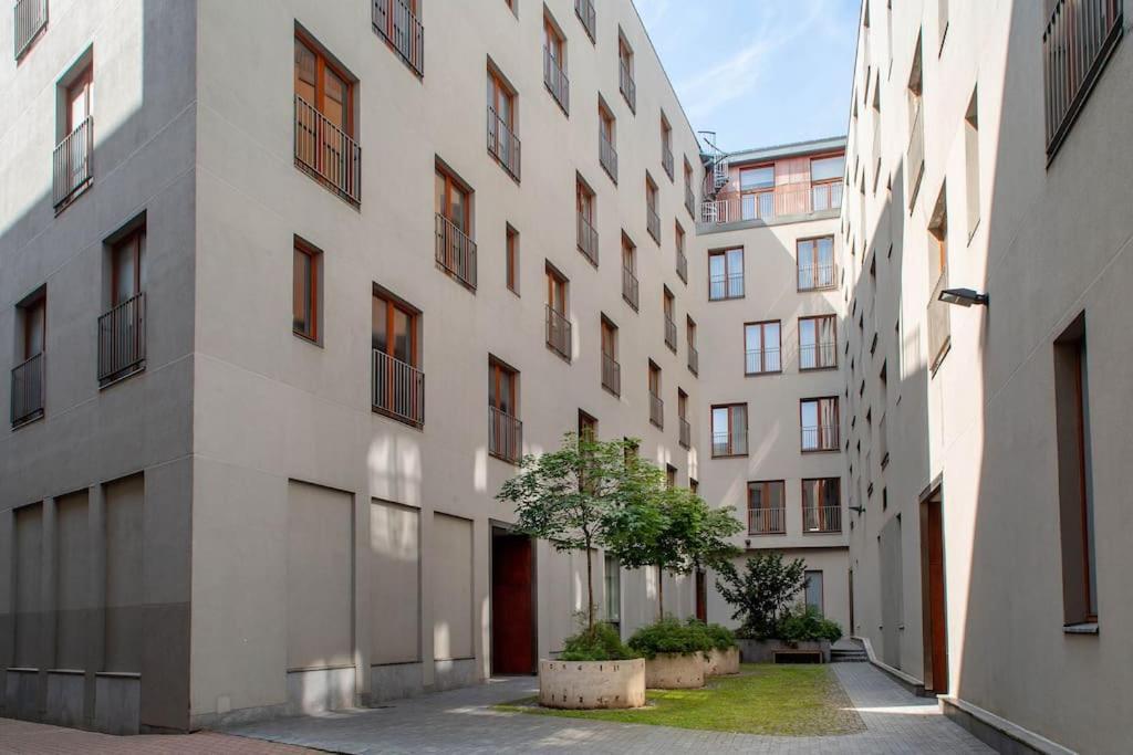 Cosy Old Town Flat In A Modern Secured Apt. Block 公寓 里加
